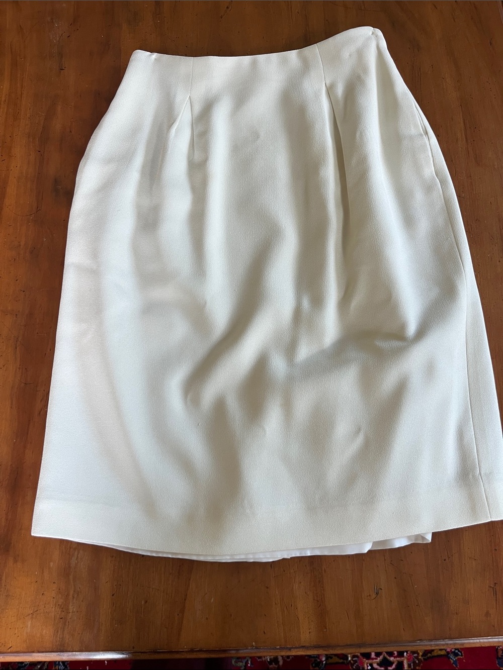 Liz Claiborne Cream Pencil Skirt